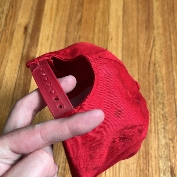 Vintage Tony The Tigers Snapback / 1993 / Kelloggs / Red - Picture 8 of 8